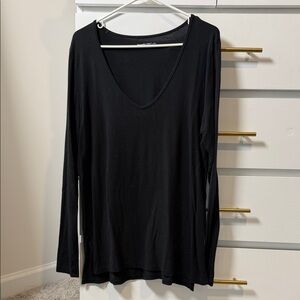 Abercrombie & Fitch Black Long Sleeve Tee